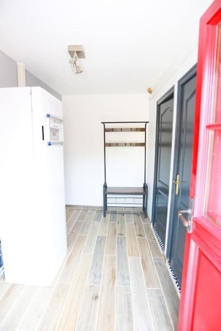 F3 80 M2 Longere Plain Pied Au Centre Auxonne. Villa Eksteriør bilde