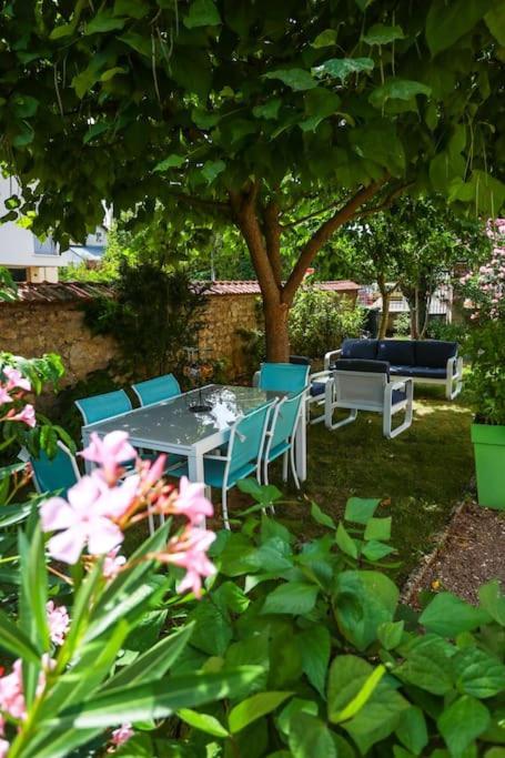 F3 80 M2 Longere Plain Pied Au Centre Auxonne. Villa Eksteriør bilde