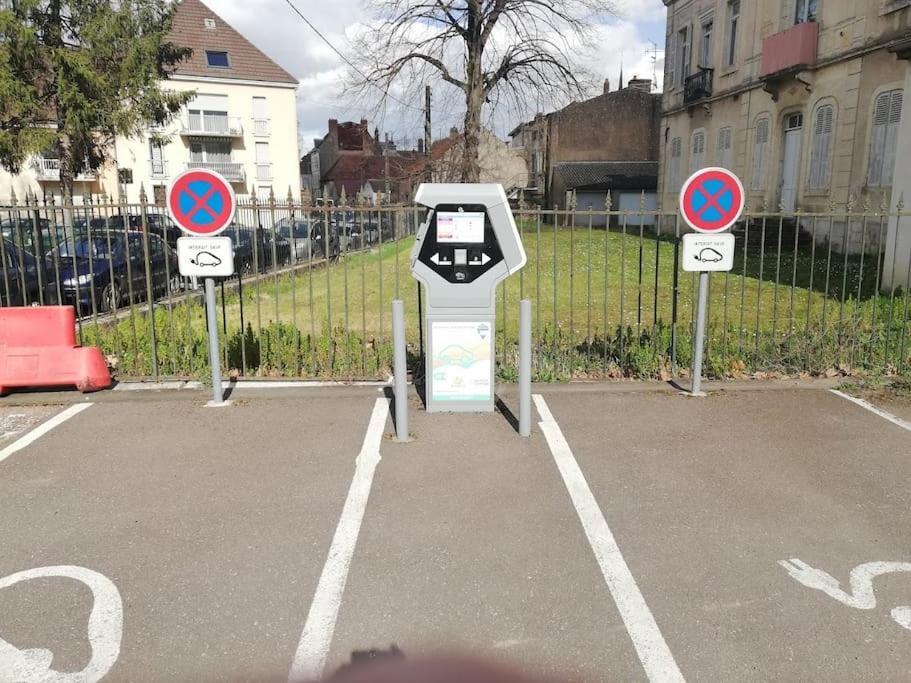 F3 80 M2 Longere Plain Pied Au Centre Auxonne. Villa Eksteriør bilde
